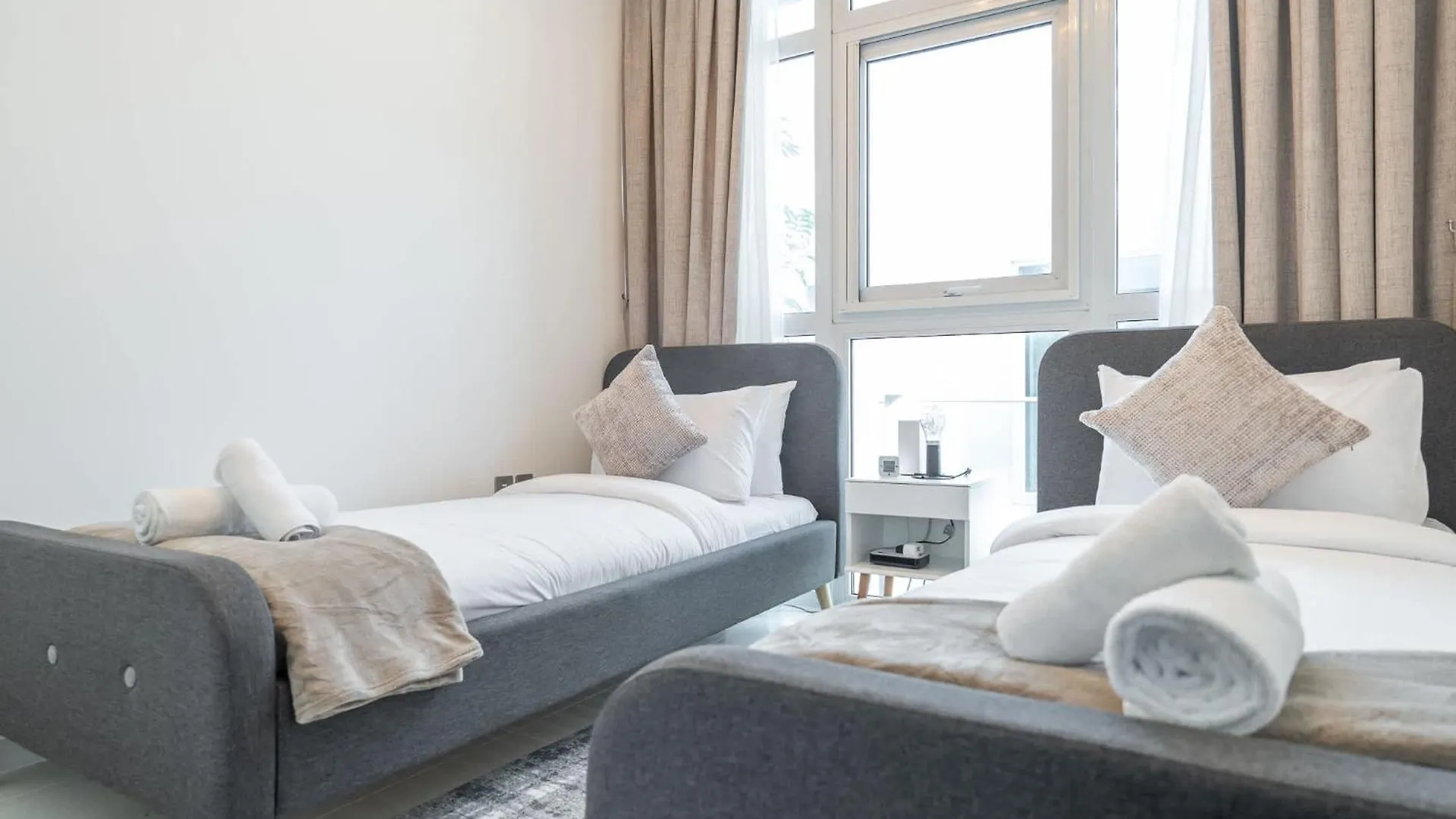 Affordable Modern Villa In Damac Hills 2 With Free Access To The Community Water Park Dubai 0*,